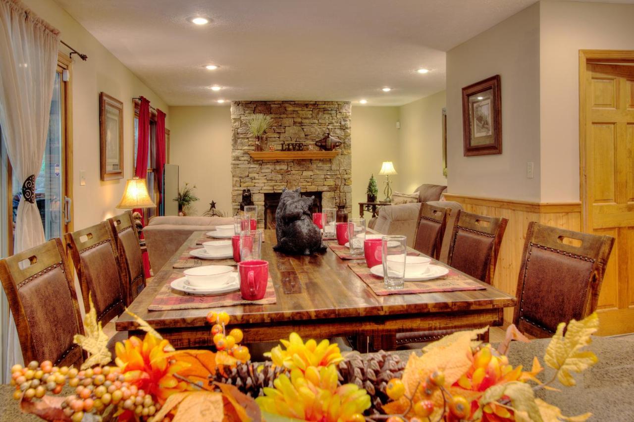 Gorgeous "Country Roads" By Honeybearcabins 4Br 4Ba, Next To Pool, Easy Drive, Main Strip Location! Пиджен Фордж Екстериор снимка